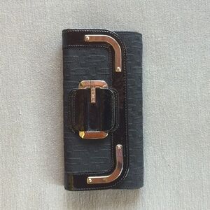 Vintage Y2K Guess wallet